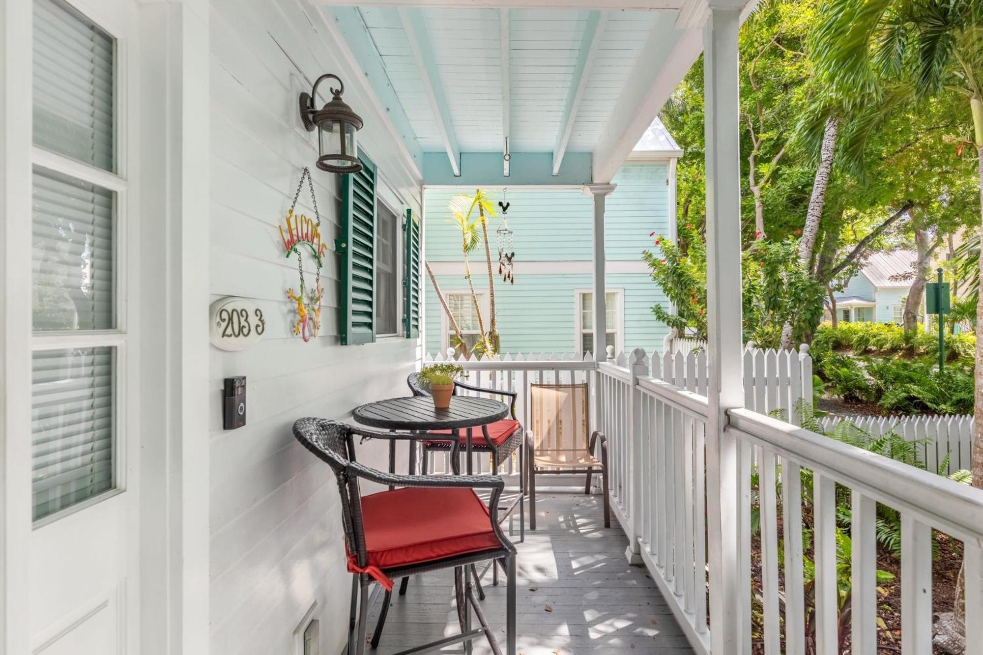 Southard Getaway By Avantstay W Covered Patio Great Location Shared Pool Week Long Stays Key West Eksteriør bilde