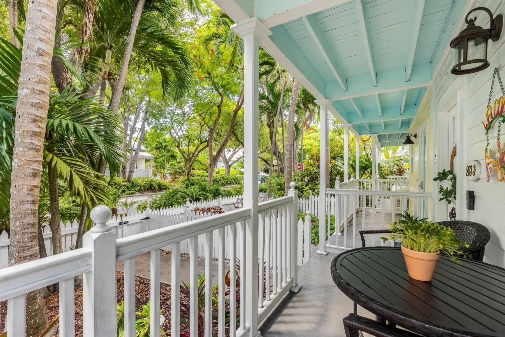 Southard Getaway By Avantstay W Covered Patio Great Location Shared Pool Week Long Stays Key West Eksteriør bilde